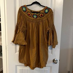 Size M Umgee dress/tunic. Wear with leggings if you are tall! No rips or stains